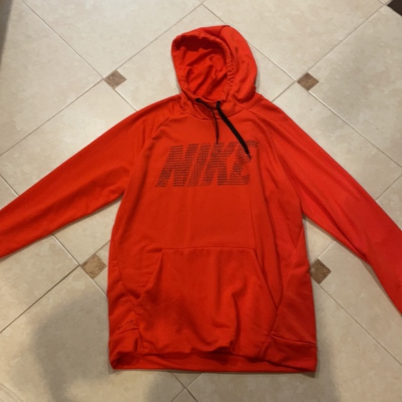 Nike dri fit hoodie - Picture 3 of 4